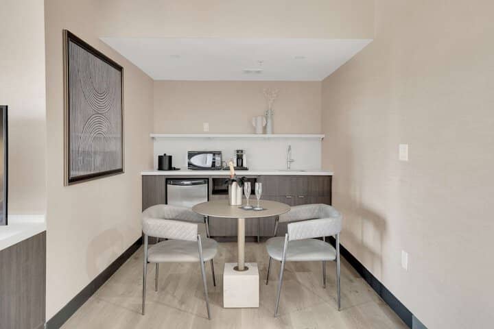 Room 15 of 45