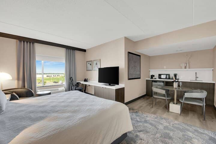 Room 6 of 45